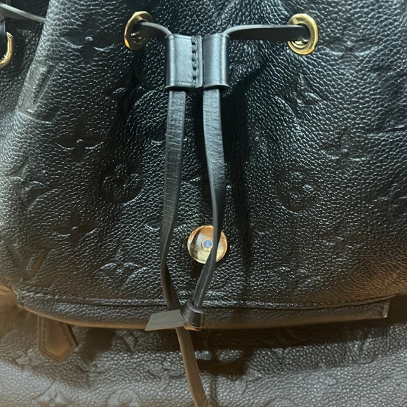 Louis Vuitton Backpack Montsouris - Picture 13 of 13